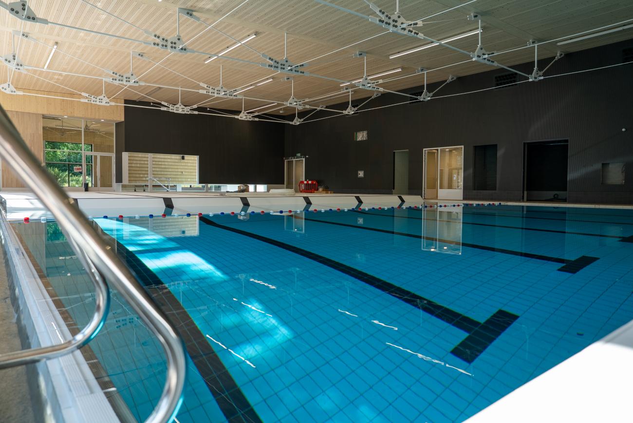 Bouw nieuw zwembad
