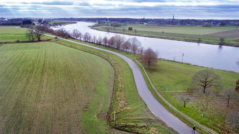 De uiterwaarde van de Maas bij Velden. 